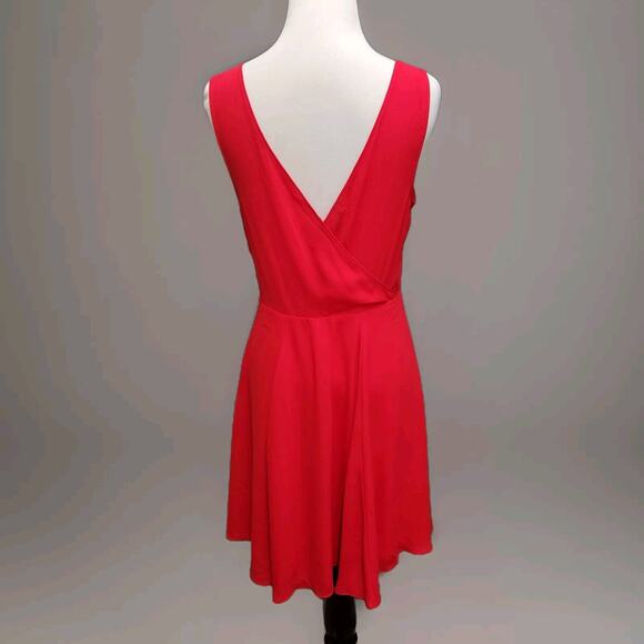 Express Sleeveless Cherry Red V-Back Skater Dress Size 6 - Picture 5 of 11